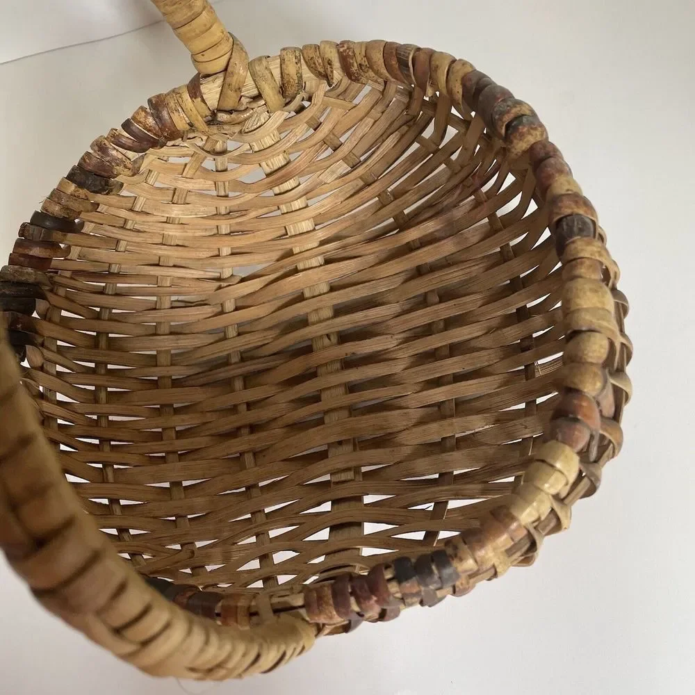 Vintage Multicolor Buttocks Basket Hand Woven Egg Gathering‎ Primitive Splint
